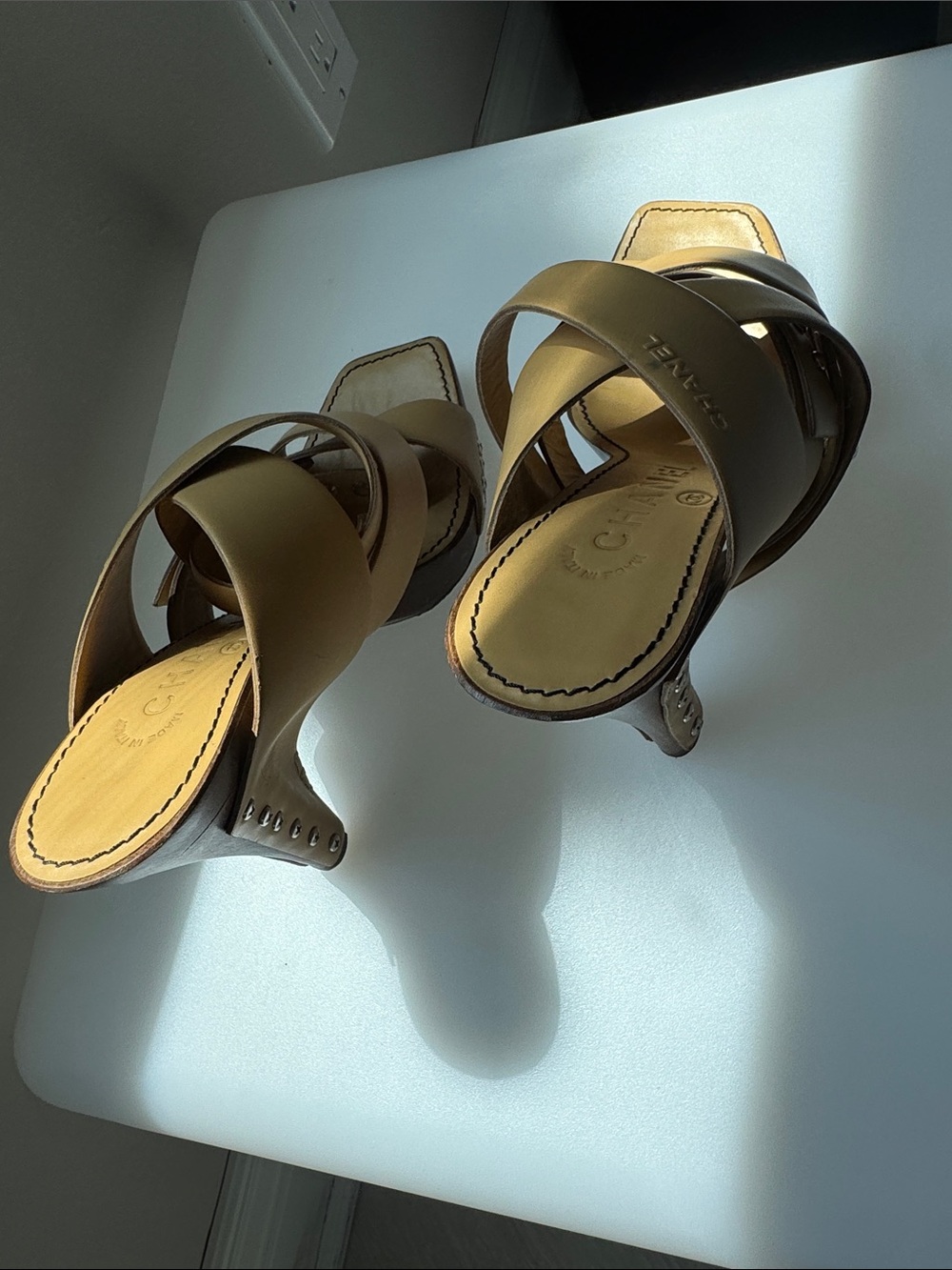 CHANEL Camel Leather Crisscross Mule Heels - Picture 3 of 4